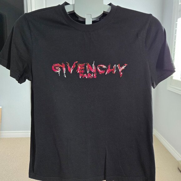 Givenchy T-shirt - Picture 3 of 4